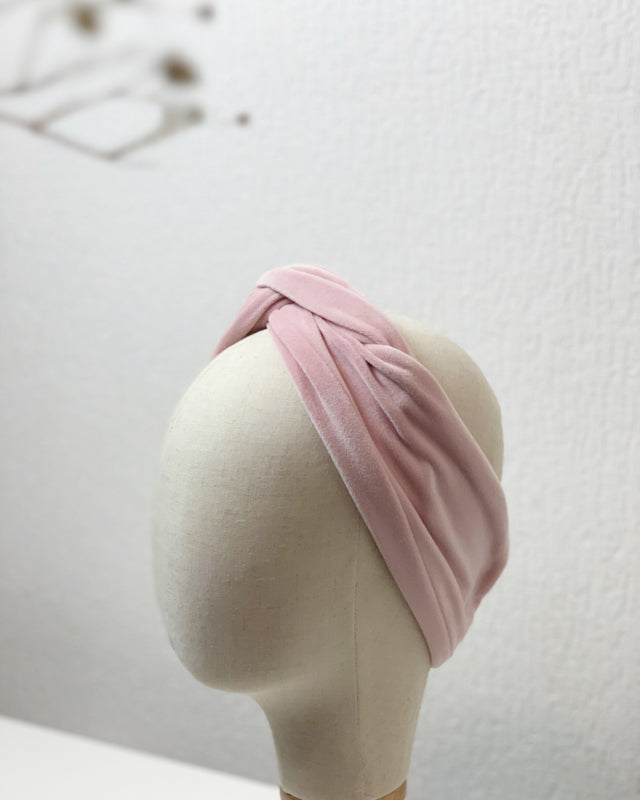 YFS | HAARBANDEAU VELVET - BABY PINK