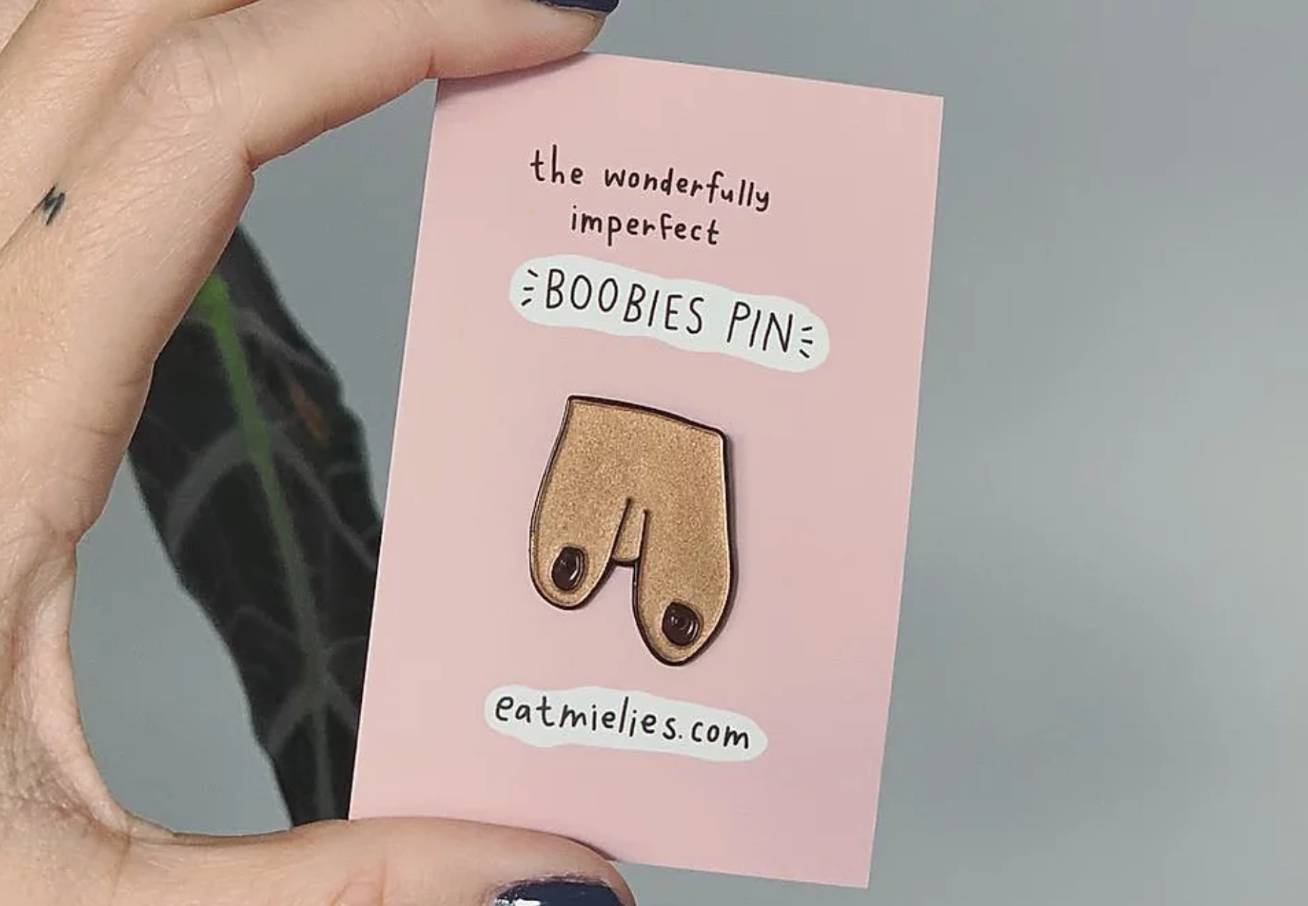 EAT MIELIES | PIN BOOBS - BRUIN