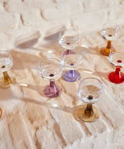 HKliving | 70's SWIRL WINE GLASS LOW - OCHRE